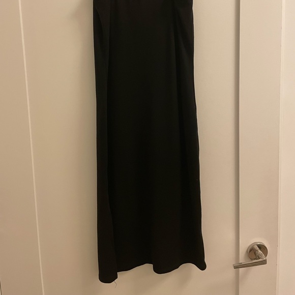 Black side slit casual dress. XS - Picture 2 of 4